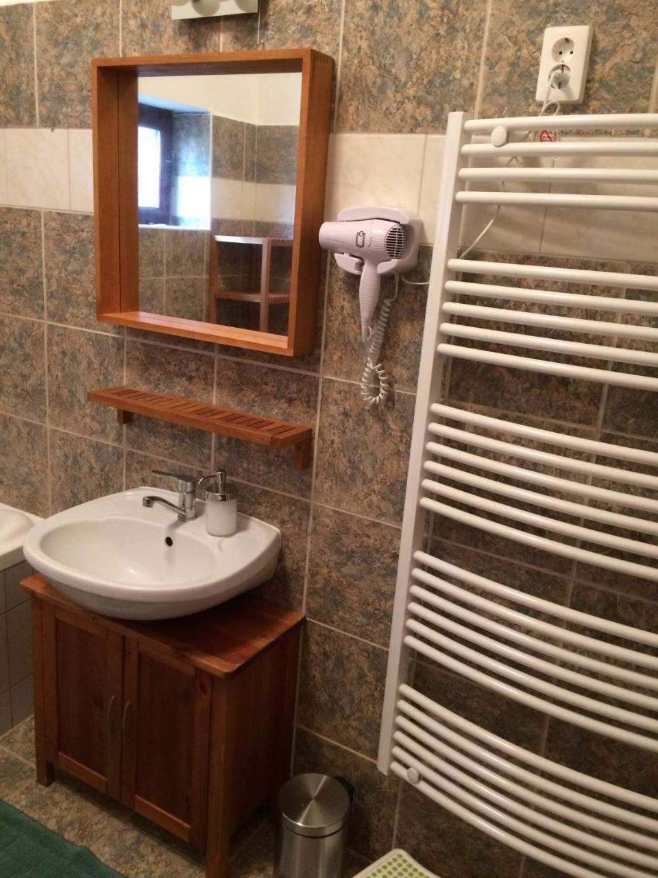 Rigo Lak Daire Miskolc Dış mekan fotoğraf